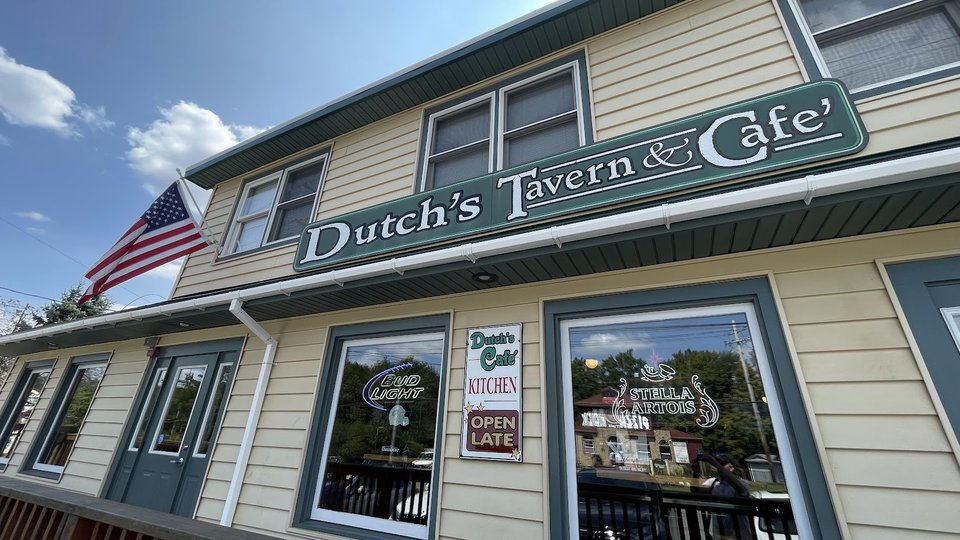 Front view of Dutch's restaurant and bar.
